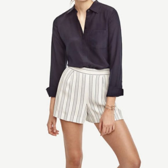 Ann Taylor White & Blue Striped Drapey Shorts - Picture 2 of 5